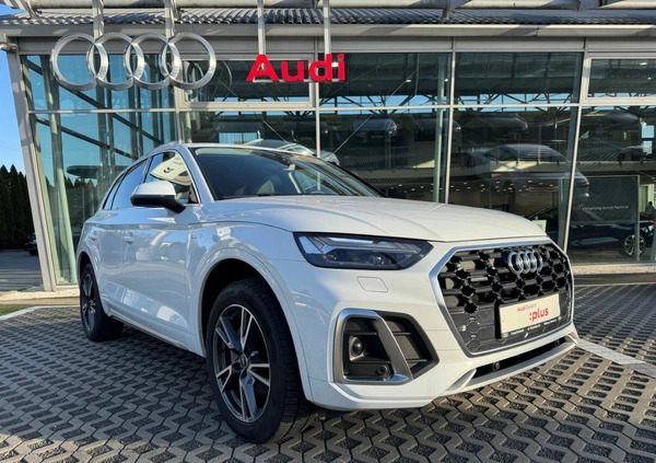 Audi Q5 cena 199900 przebieg: 67301, rok produkcji 2020 z Warka małe 529